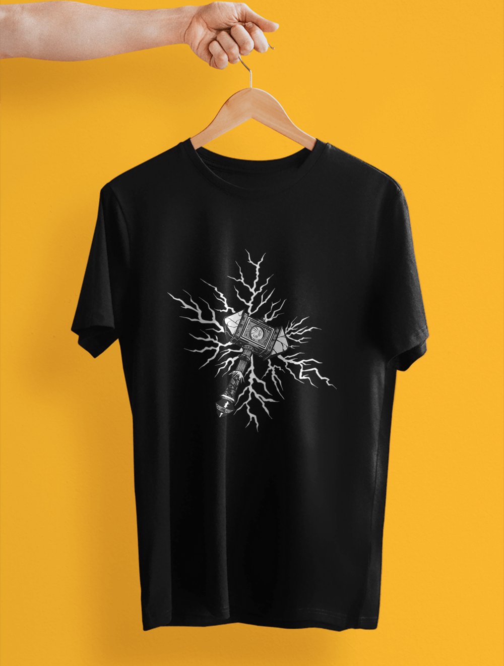 Kuppa Unisex Tişört Siyah Thorun Çekici Tasarımlı Tişört KUT1S002