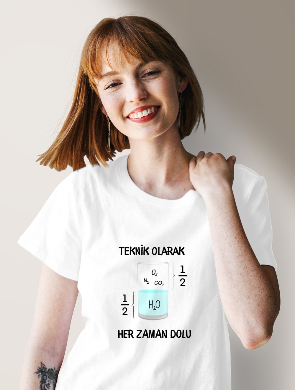 Teknik Olarak Her zaman Dolu komik TShirt