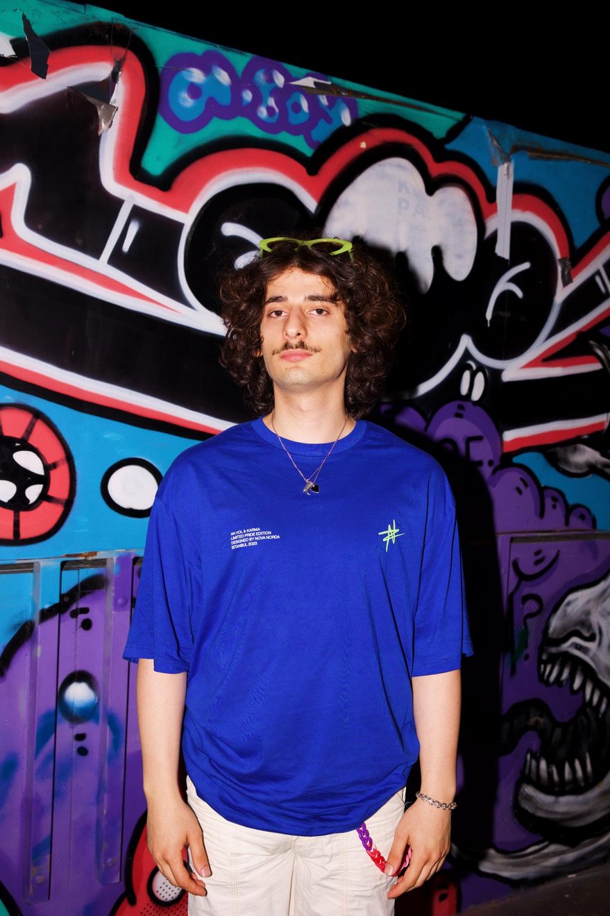 PRIDE COLLECTION ADMIRAL BLUE OVERSIZE TSHIRT