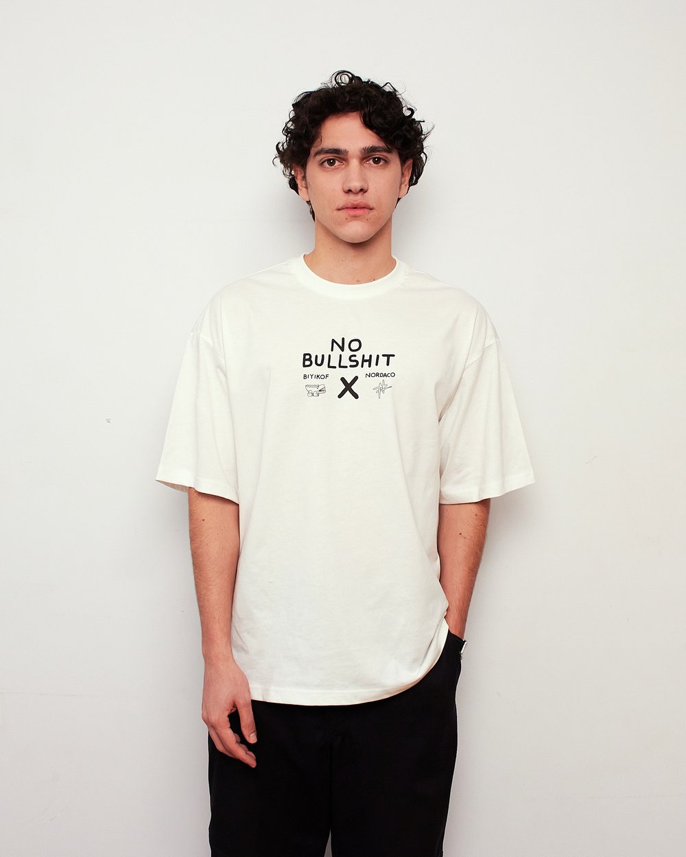 HAPPY BEAR OFF WHITE OVERSIZE TSHIRT