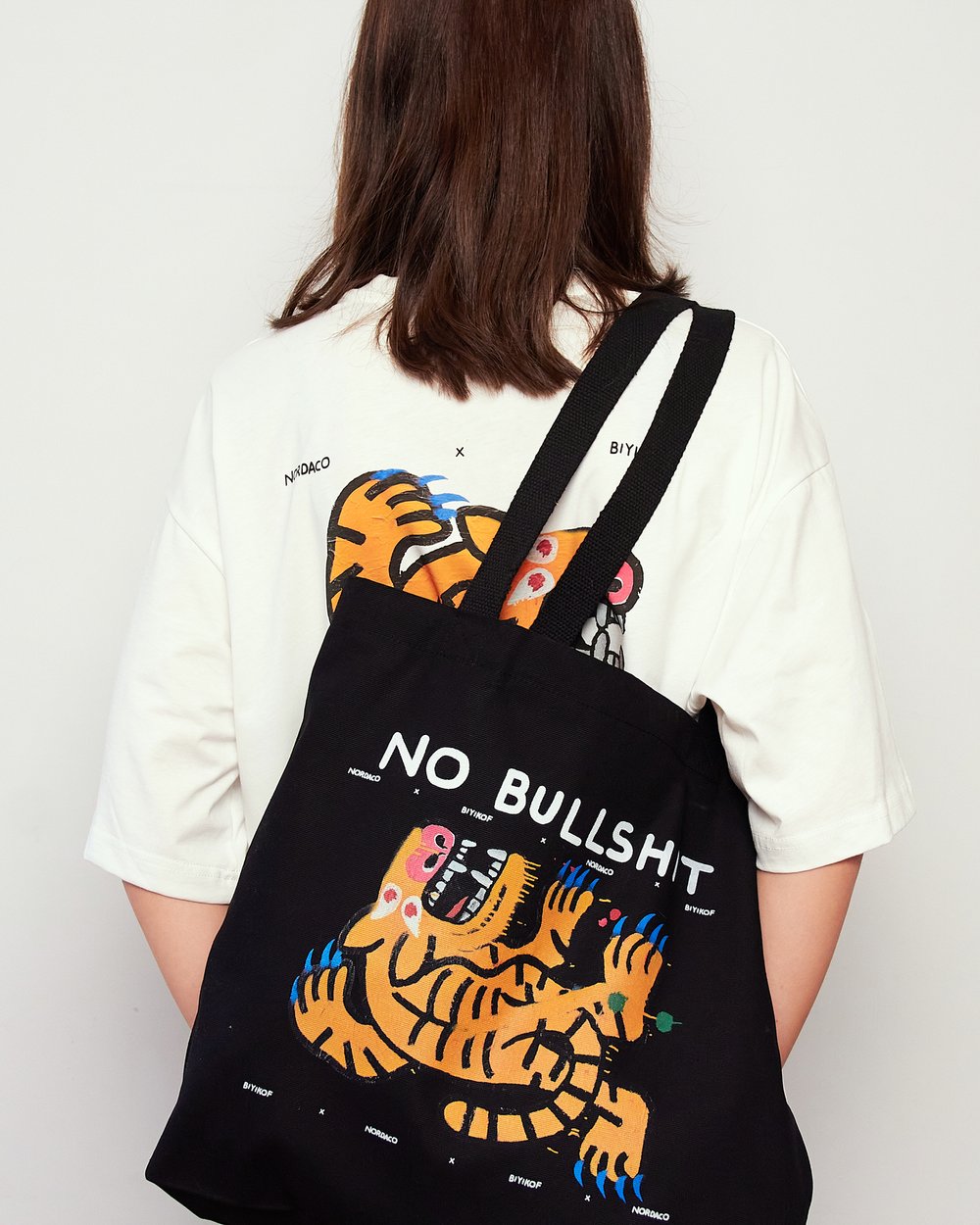 TIGER SİYAH CANVAS  ÇANTA