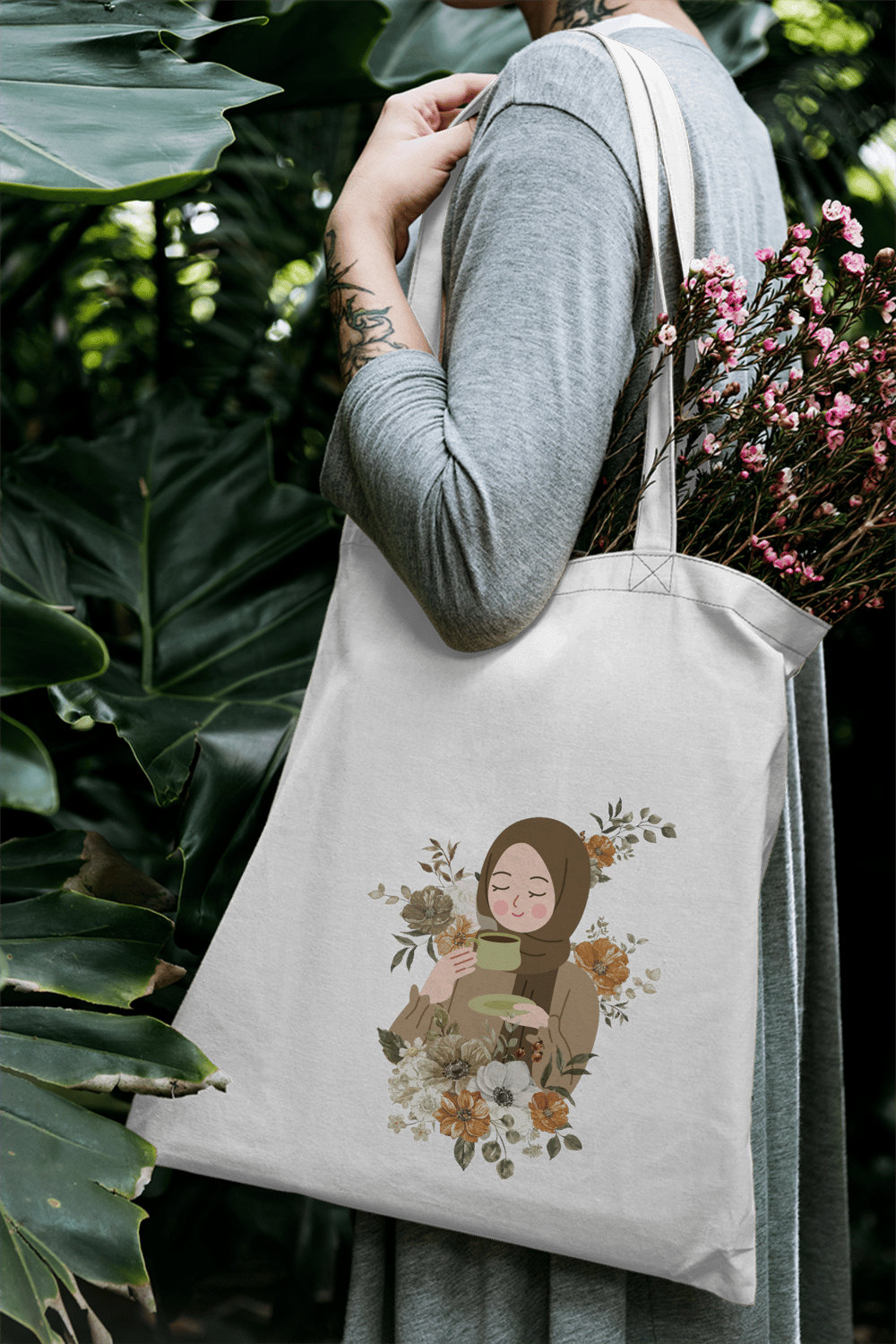 Kahve İçen Kız Bez Çanta