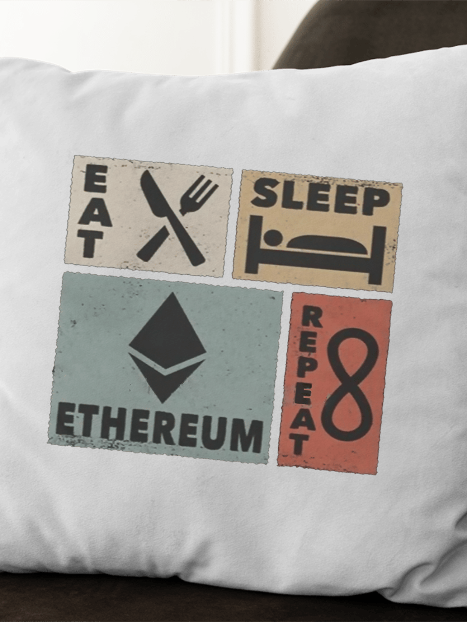 Eat Sleep Repeat Yastık